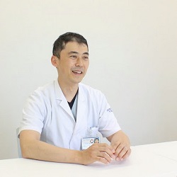 横須賀 純一 医師